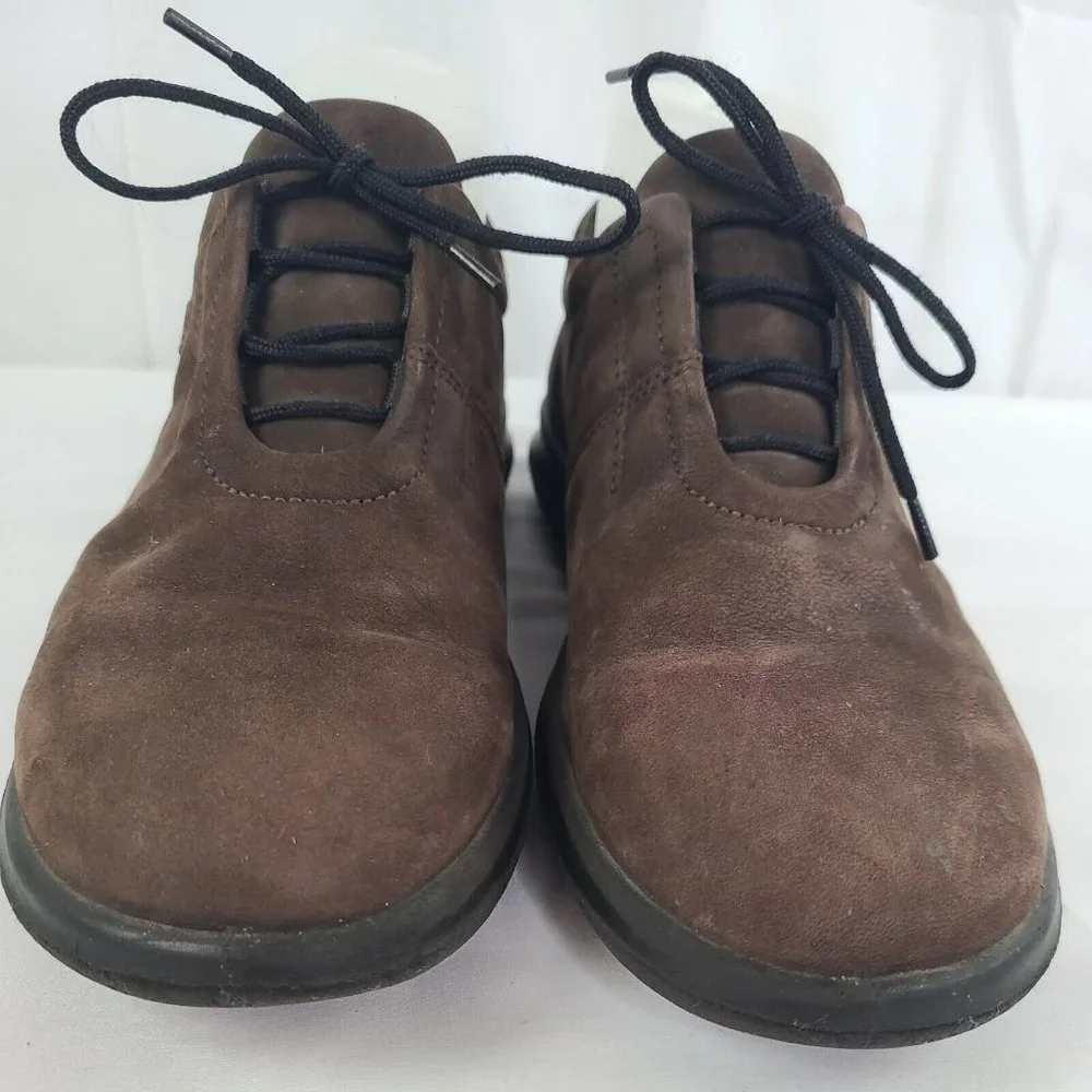Ecco Women's 39/ 8-8.5 Brown Nubuck Leather Comfort Casual Lace Up Sneaker Shoes - Picture 2 of 14